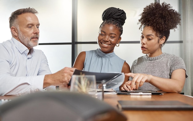 Educação financeira e planejamento orçamentário para desenvolvimento pessoal